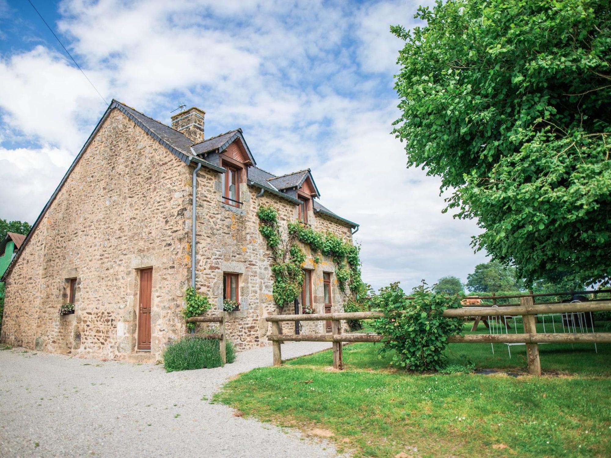 Saint-Léonard-des-Bois Maison De Campagne Familiale Aux Alpes Mancelles - 3 Chambres, Cheminee Et Activites Proches - Fr-1-410-149 מראה חיצוני תמונה